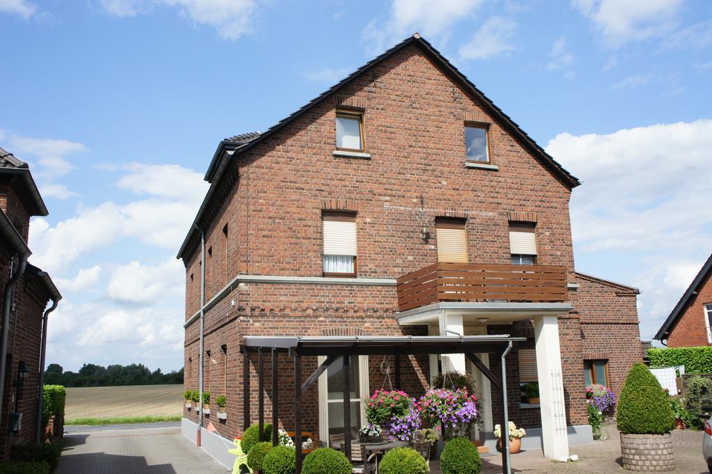 Ferienwohnung Poettershof Krefeld Quarto foto